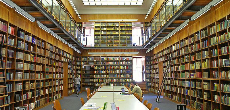 800px-Bibliothek